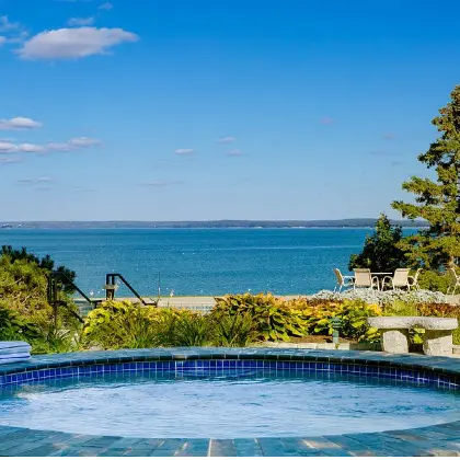 Bar Harbor Regency Holiday Inn