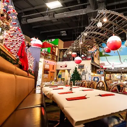 Bobbers Island Grill — Wisconsin Dells, Wisconsin