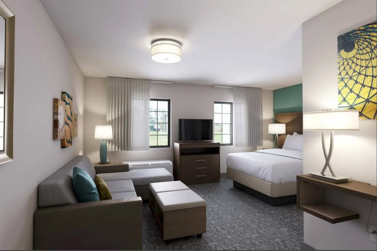 Staybridge Suites — снимка 2 от 3