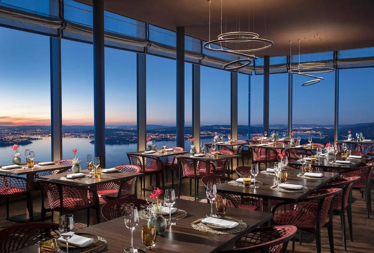 Grand Terrace Restaurant — снимка 3 от 5