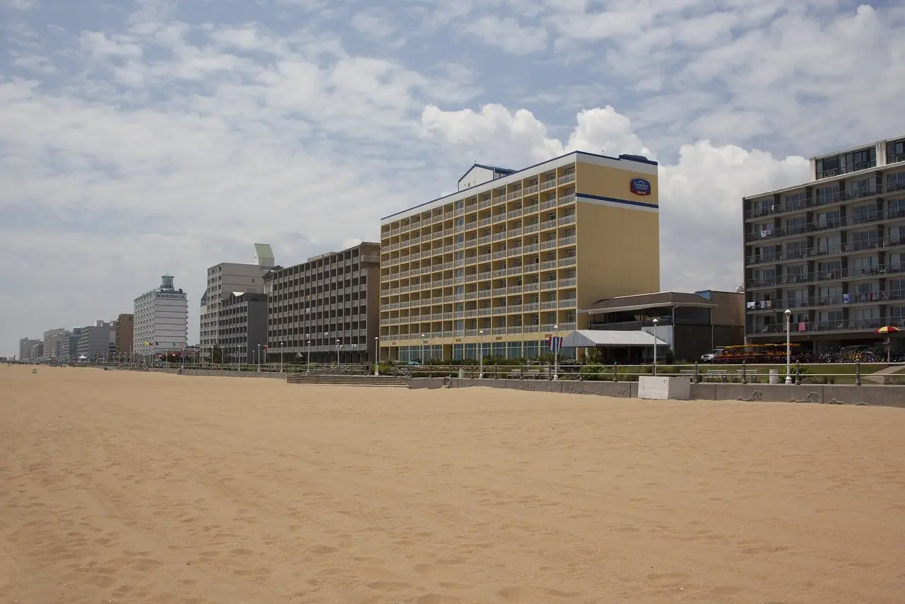Fairfield Inn & Suites — снимка 2 от 4