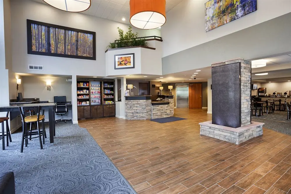 Best Western Plus Vista Inn — снимка 4 от 8