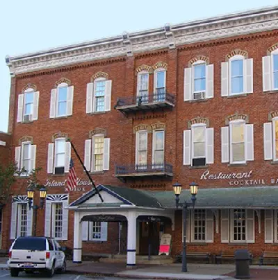 Islander Inn