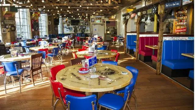 Bubba's Seafood Restaurant & Shellfish, Co. — снимка 4 от 6