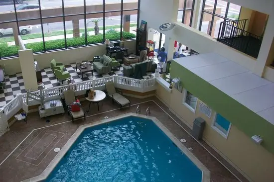 The Atrium Resort — снимка 3 от 6