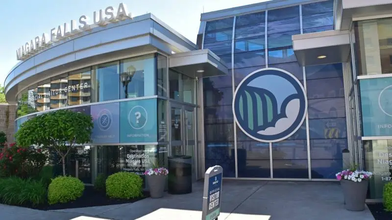 One Niagara Welcome Center — снимка 4 от 4