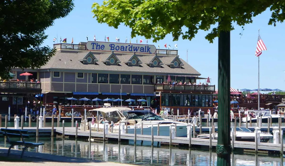 The Boardwalk Island Grill and Bar — снимка 5 от 5