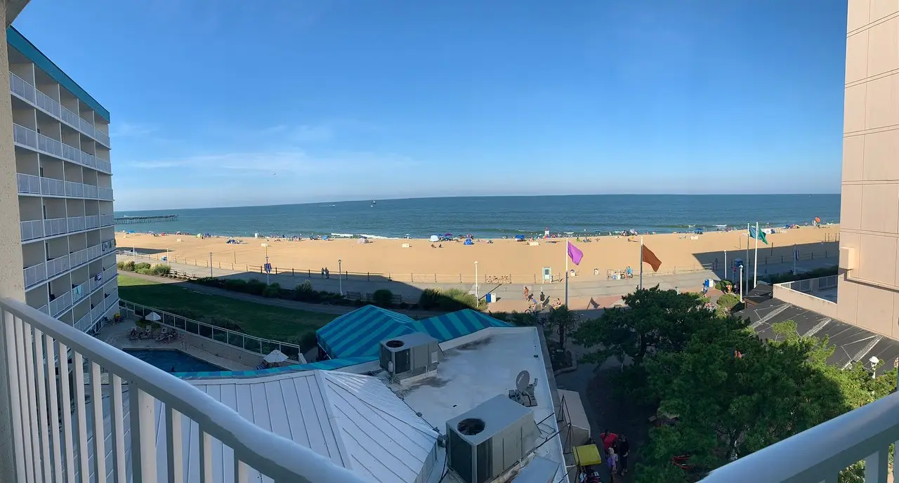 Surfbreak Oceanfront Hotel — снимка 4 от 4