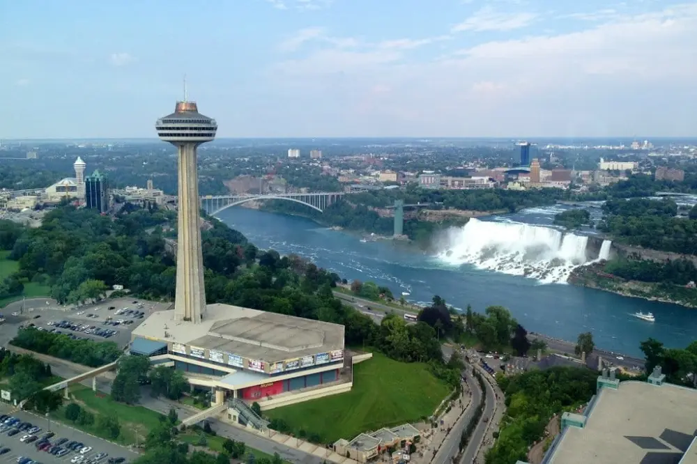 Hard Rock Cafe Niagara Falls — снимка 4 от 10
