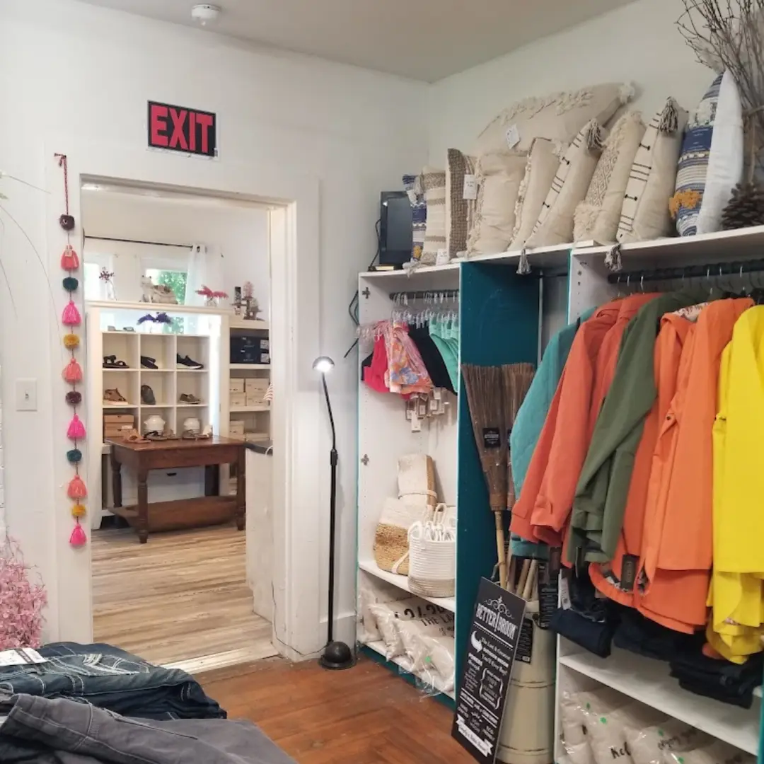 Kelley's Island General Store — снимка 3 от 3