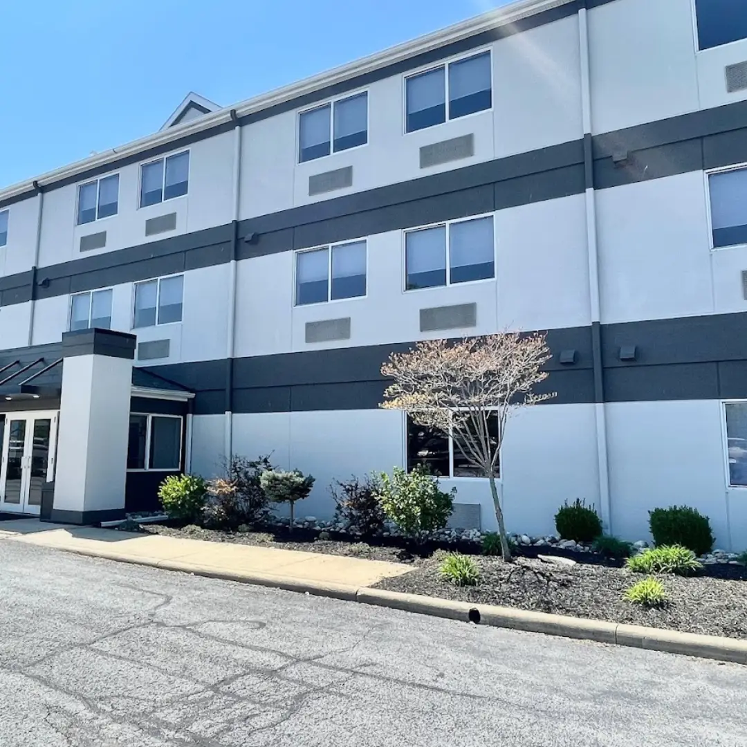 Commodore Perry Inn & Suites — снимка 3 от 3