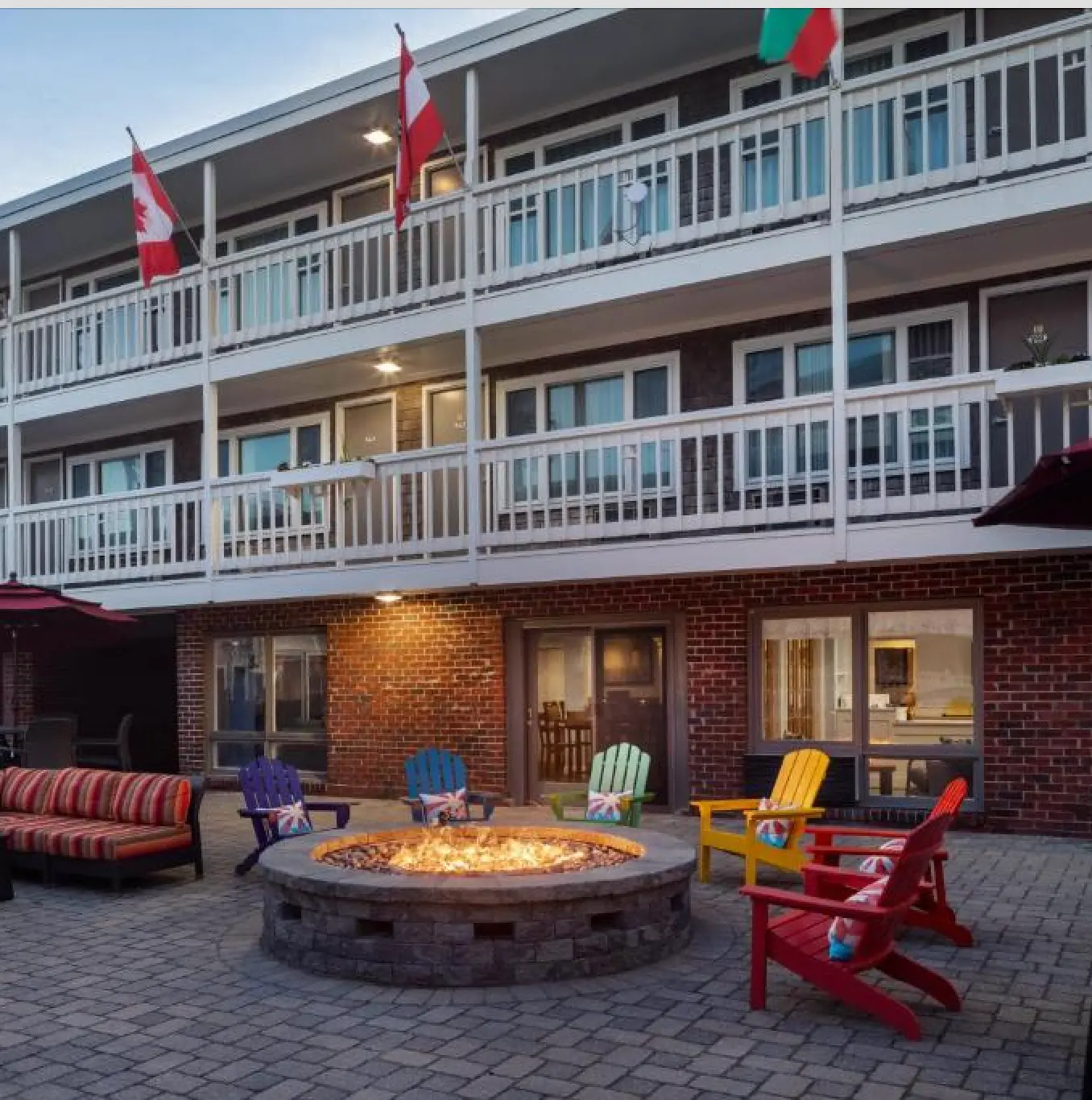 Surfside Hotel and Suites