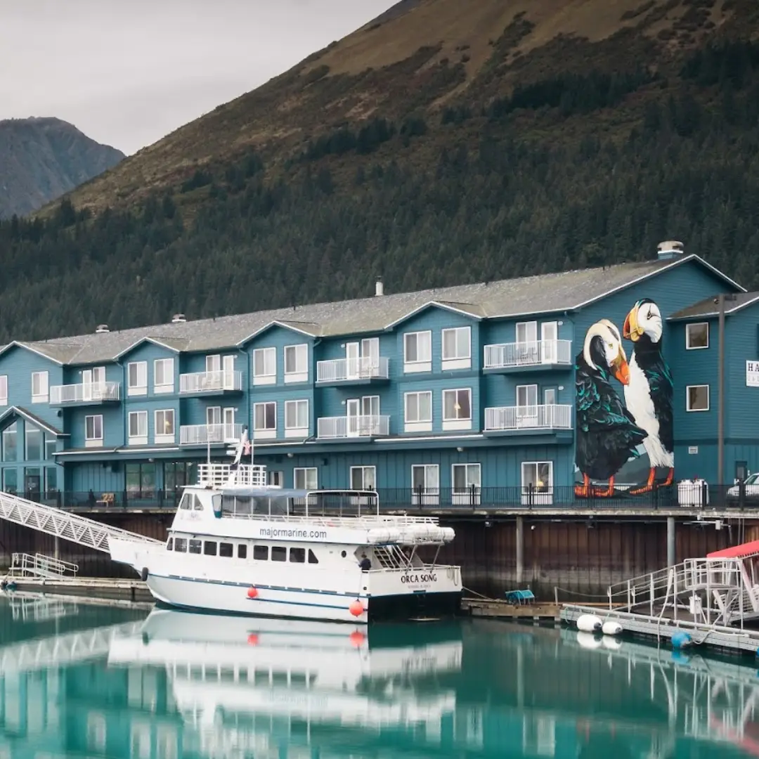 Harbor 360 Hotel