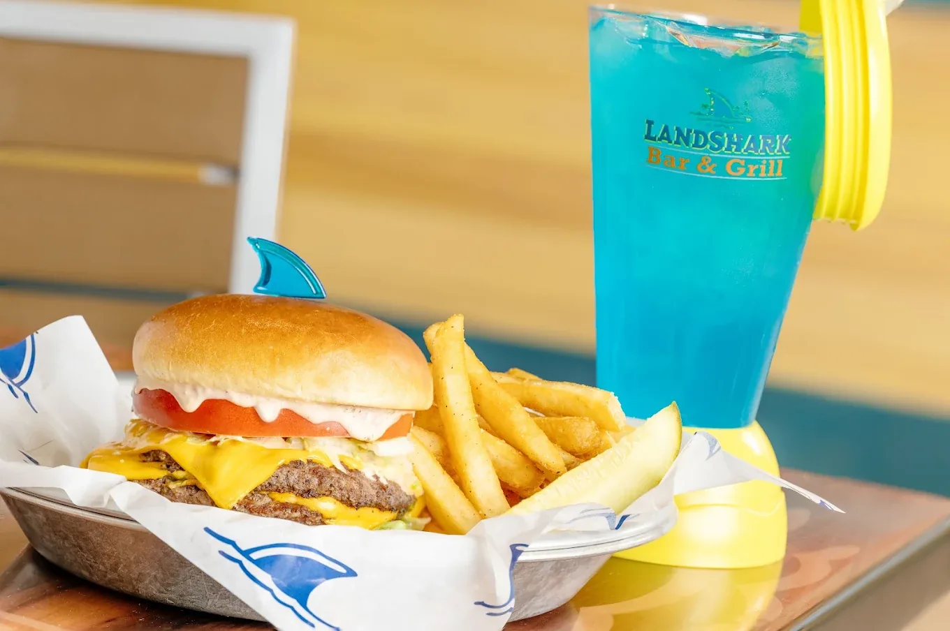 Margaritaville Resort — Work and Travel и студентска бригада в Hyannis, Massachusetts — снимка 4 от 6