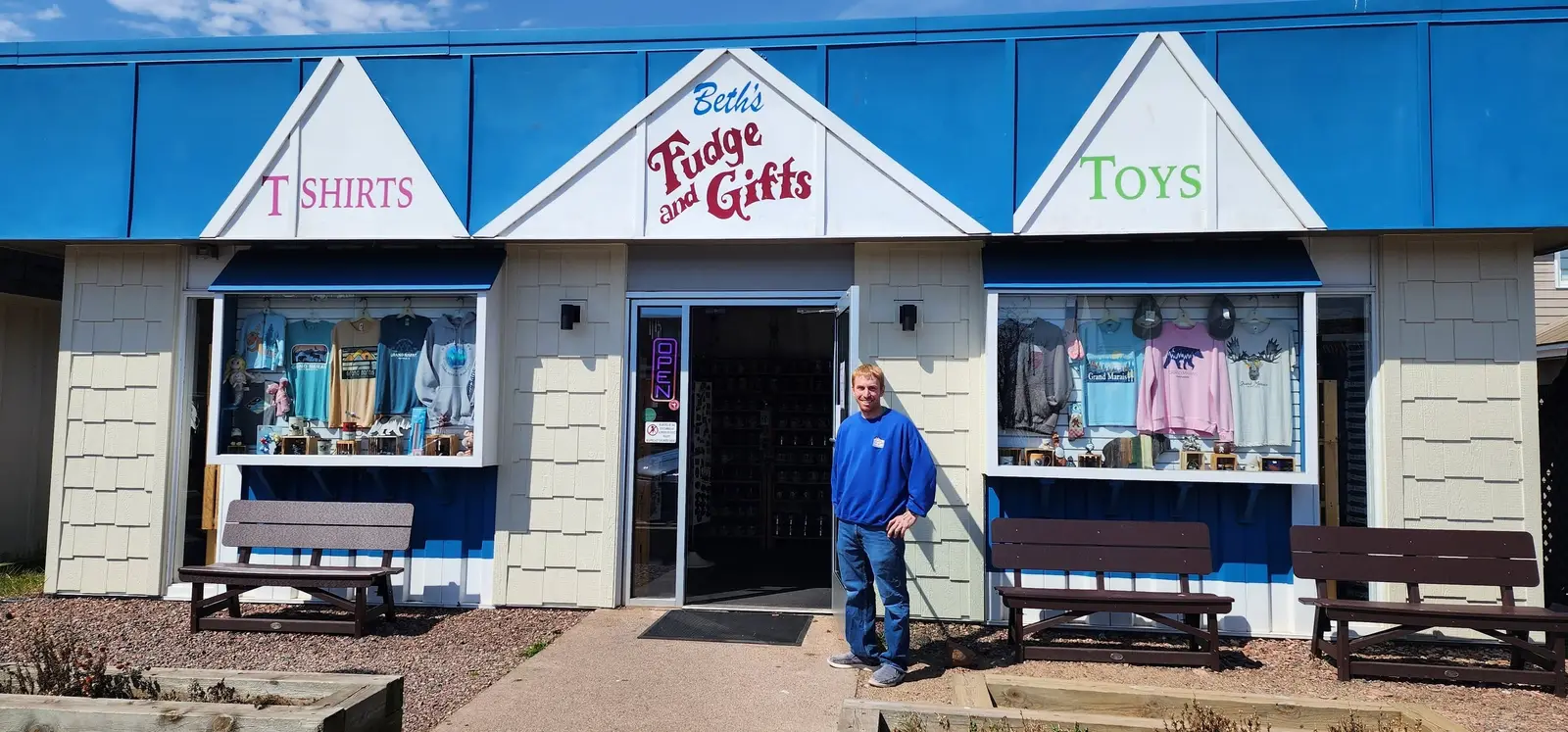 Beth's Fudge & Gifts — Work and Travel employer in Grand Marais, Minnesota