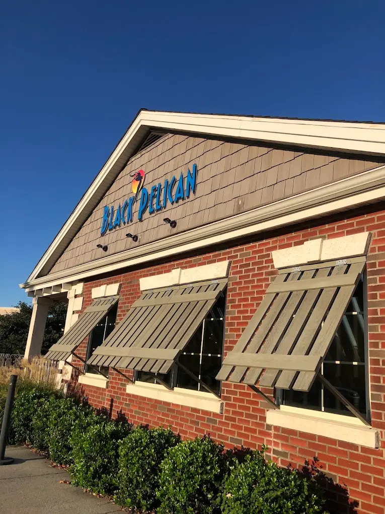 Black Pelican Oceanfront Restaurant — photo 4