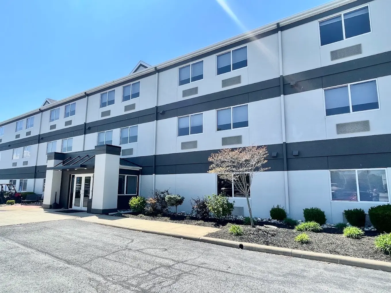 Commodore Perry Inn & Suites — Port Clinton, Ohio