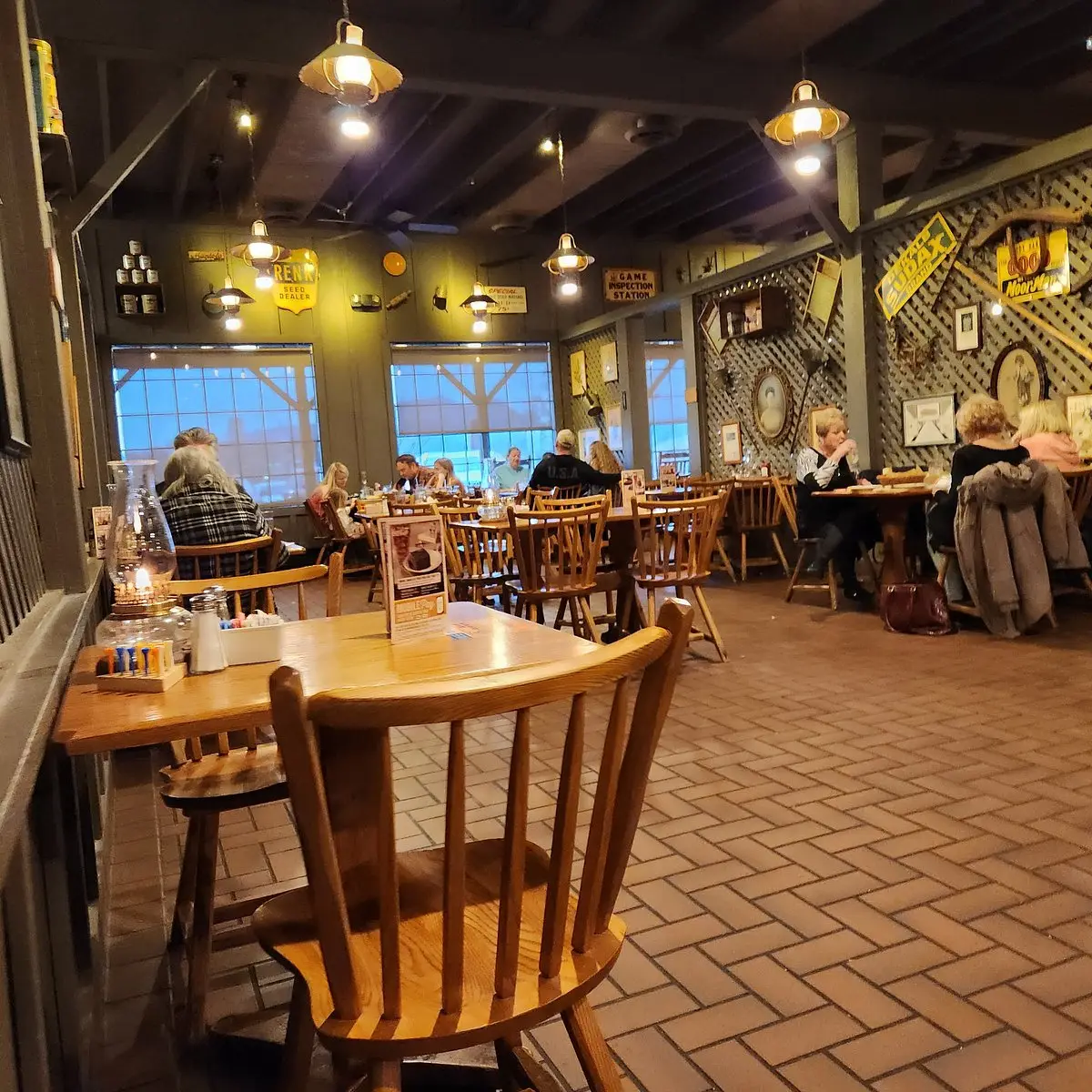 Cracker Barrel (Tennessee) — снимка 3 от 6