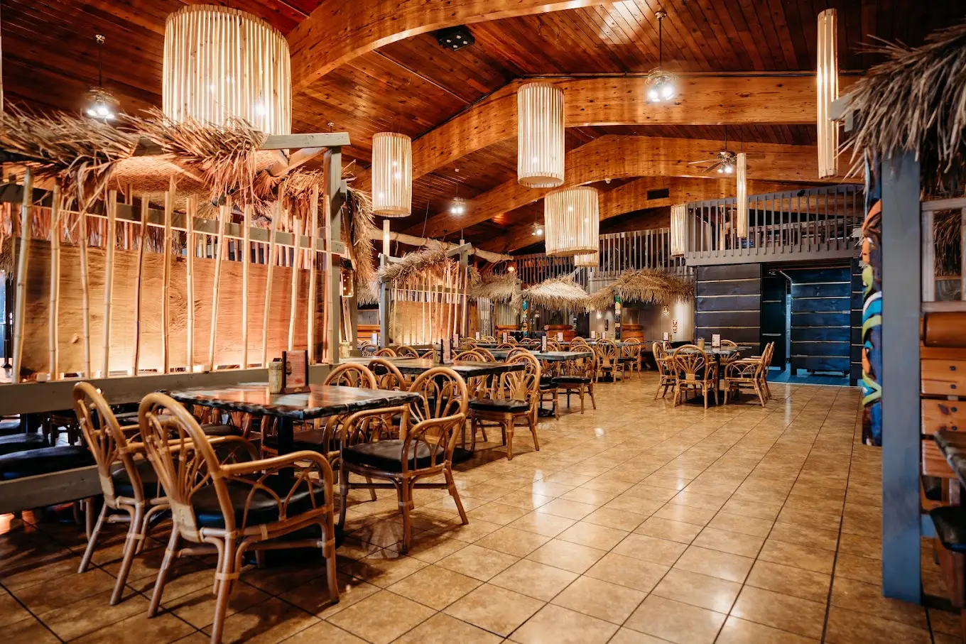 Dells Resorts - Hot Rocks Restaurant — Work and Travel employer in Wisconsin Dells, Wisconsin