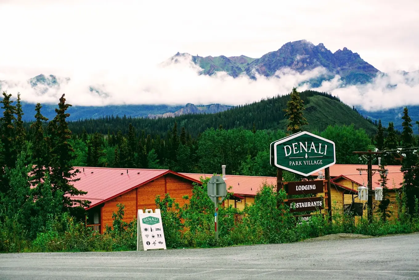 Denali Grizzly Bear Resort — Work and Travel employer in Denali National Park, Alaska