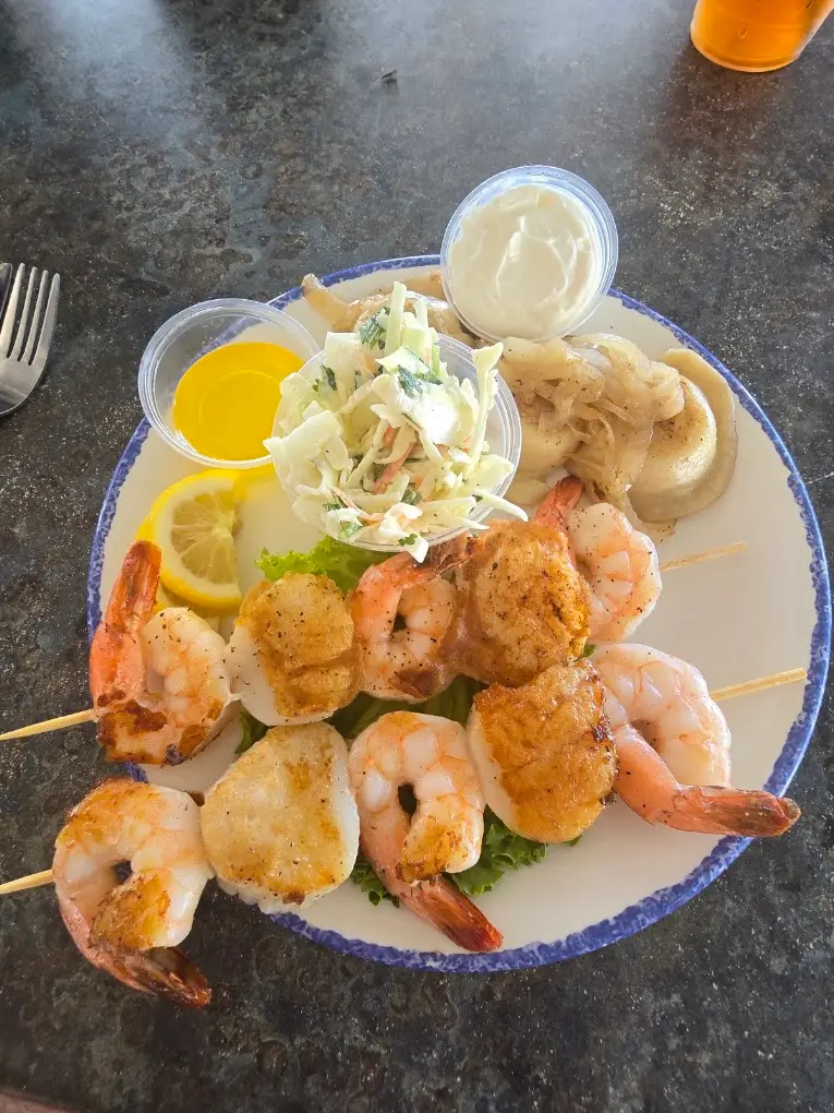 Dockers Waterfront Restaurant & Bar — photo 3