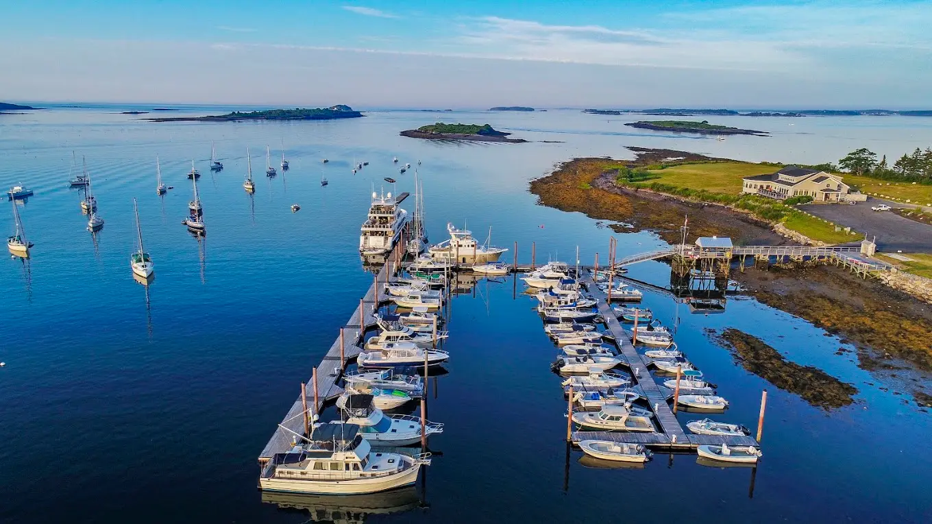 Dolphin Marina and Restaurant — снимка 4 от 4