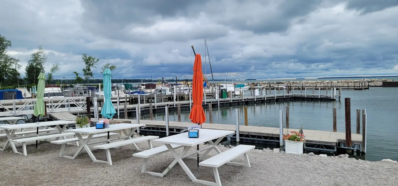 Hidden Beach Bar — Marblehead, Ohio