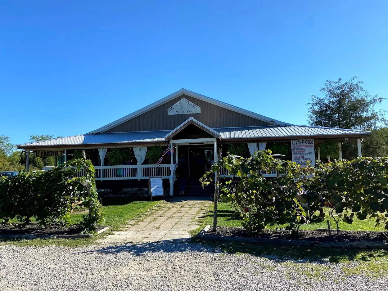 Kelleys Island Wine Co — Work and Travel employer in Kelleys Island, Ohio
