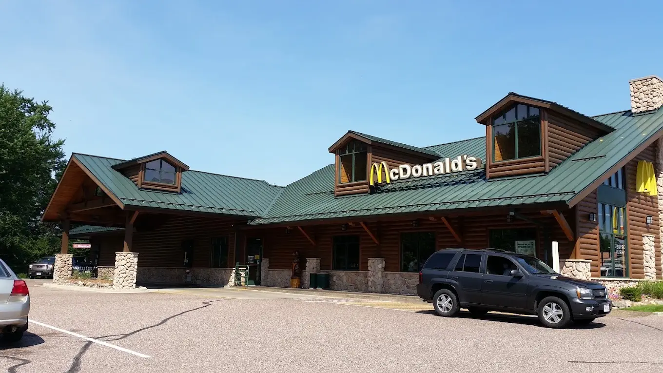 McDonalds (Lake Delton) — Work and Travel employer in Lake Delton, Wisconsin