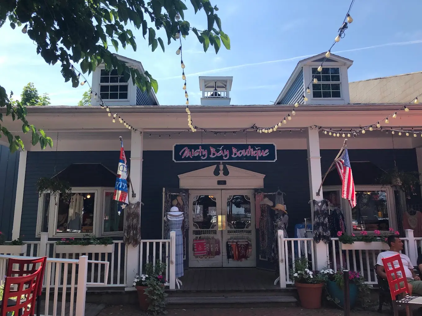 Misty Bay Boutique — photo 1