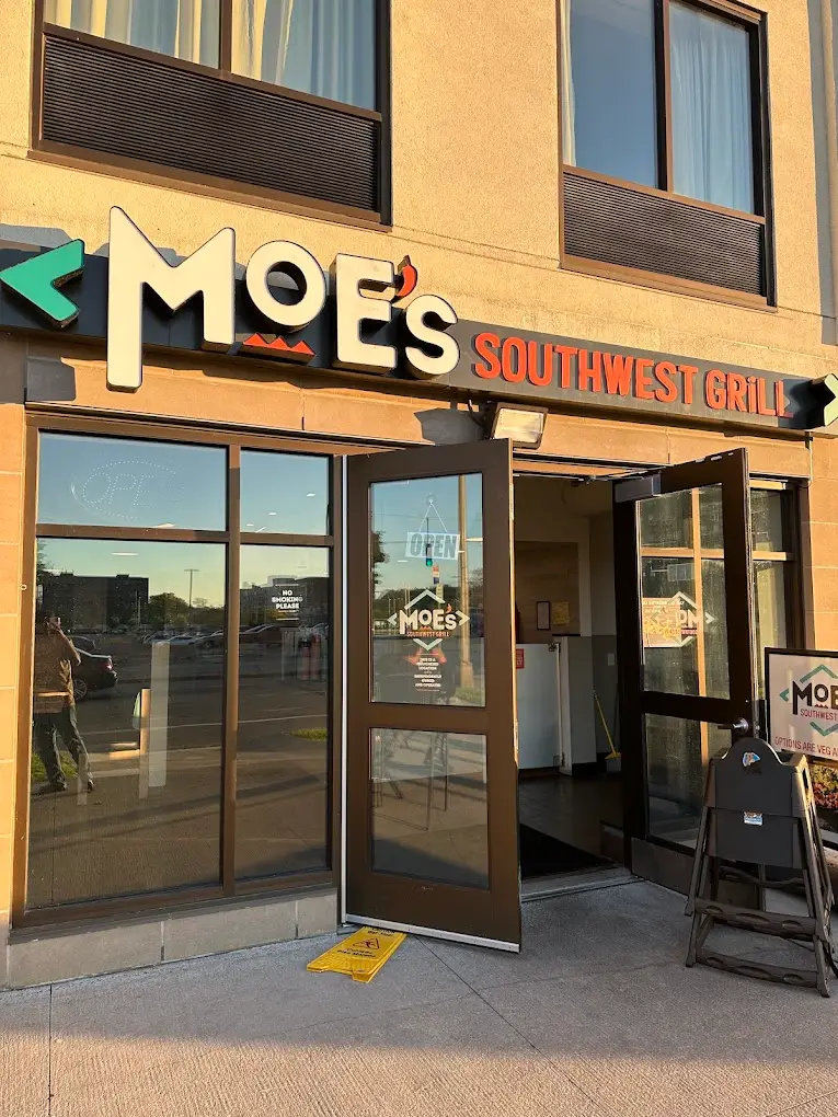 Moe's Southwest Grill — photo 1