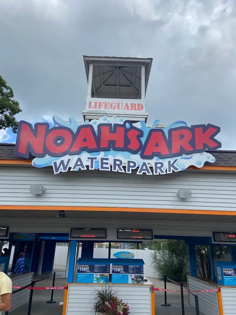 Noahs Ark Waterpark — photo 2