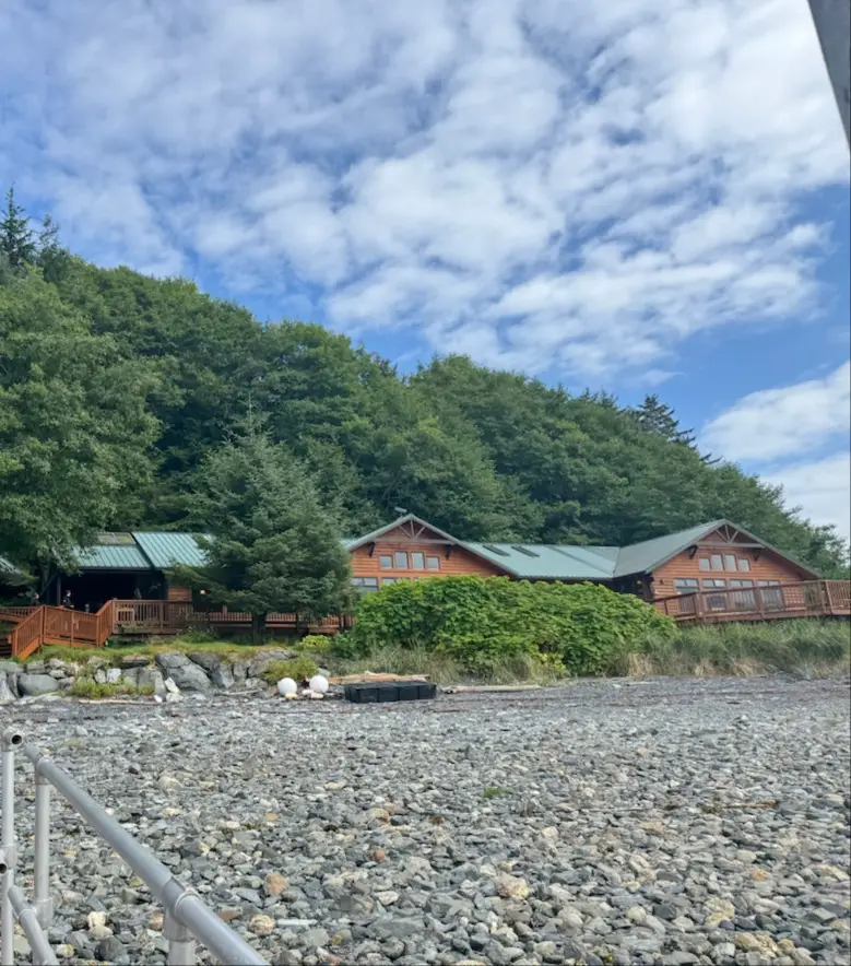 Orca Point Lodge — снимка 7 от 9