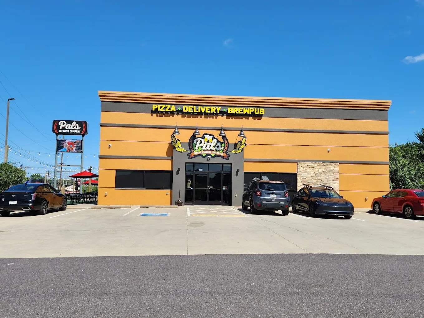 Pals Brewing Company — Wisconsin Dells, Wisconsin
