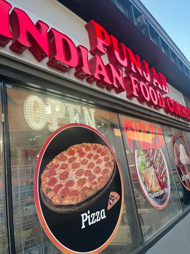 Papa Johns (360 Rainbow Blvd) — снимка 2 от 5