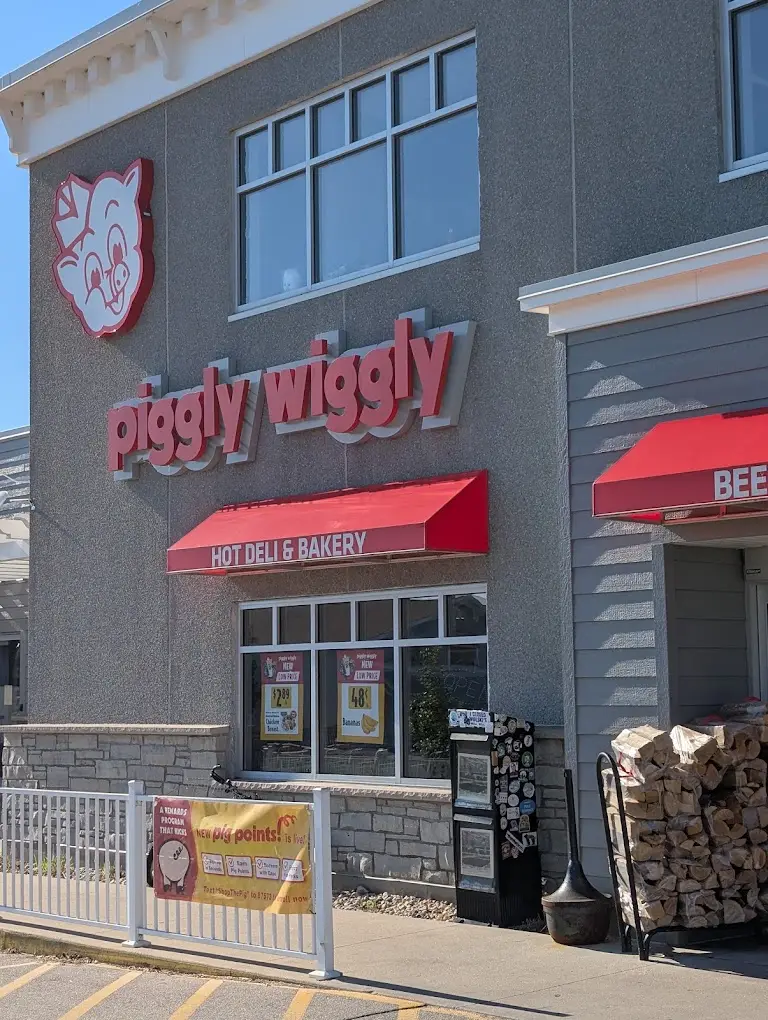 Piggly Wiggly — photo 2
