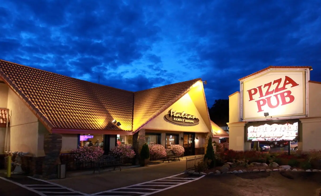 Pizza Pub — Wisconsin Dells, Wisconsin