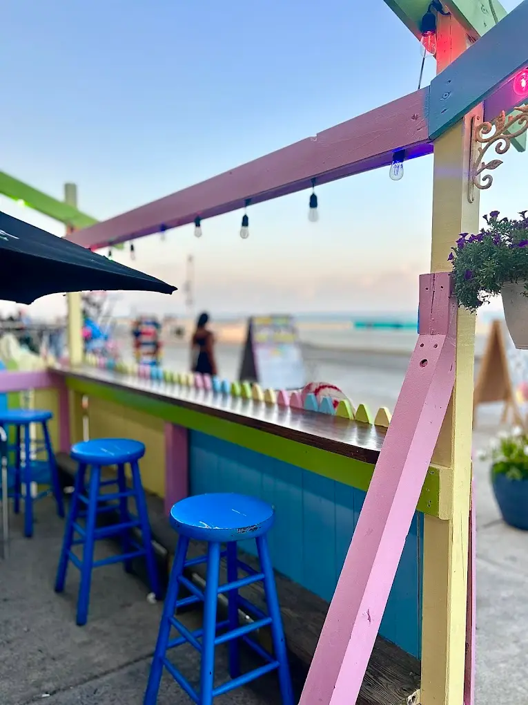Scoops Ice Cream — photo 1
