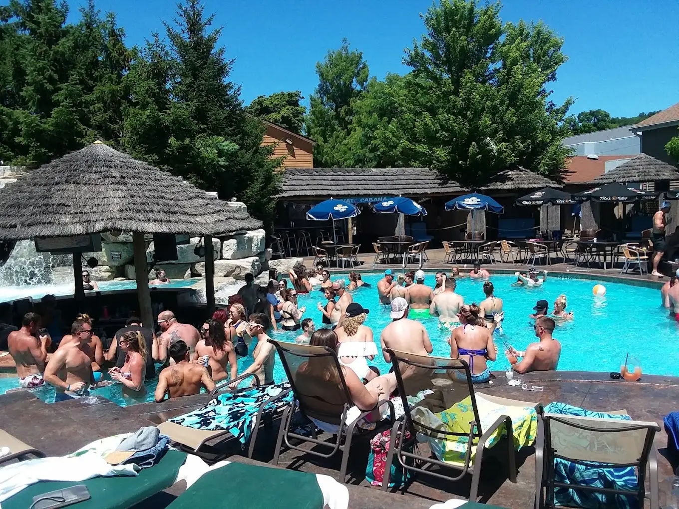 The Round House Bar — photo 4