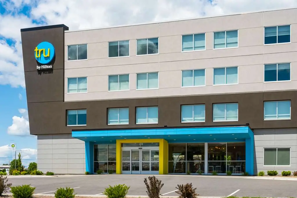 Tru by Hilton — photo 1