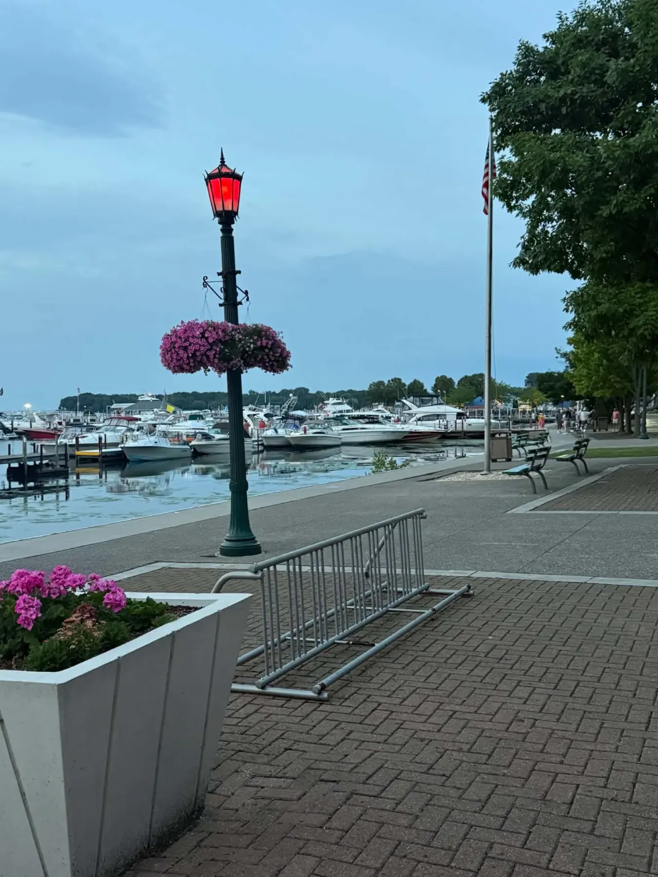 Петя Дитова на остров Put-in-Bay